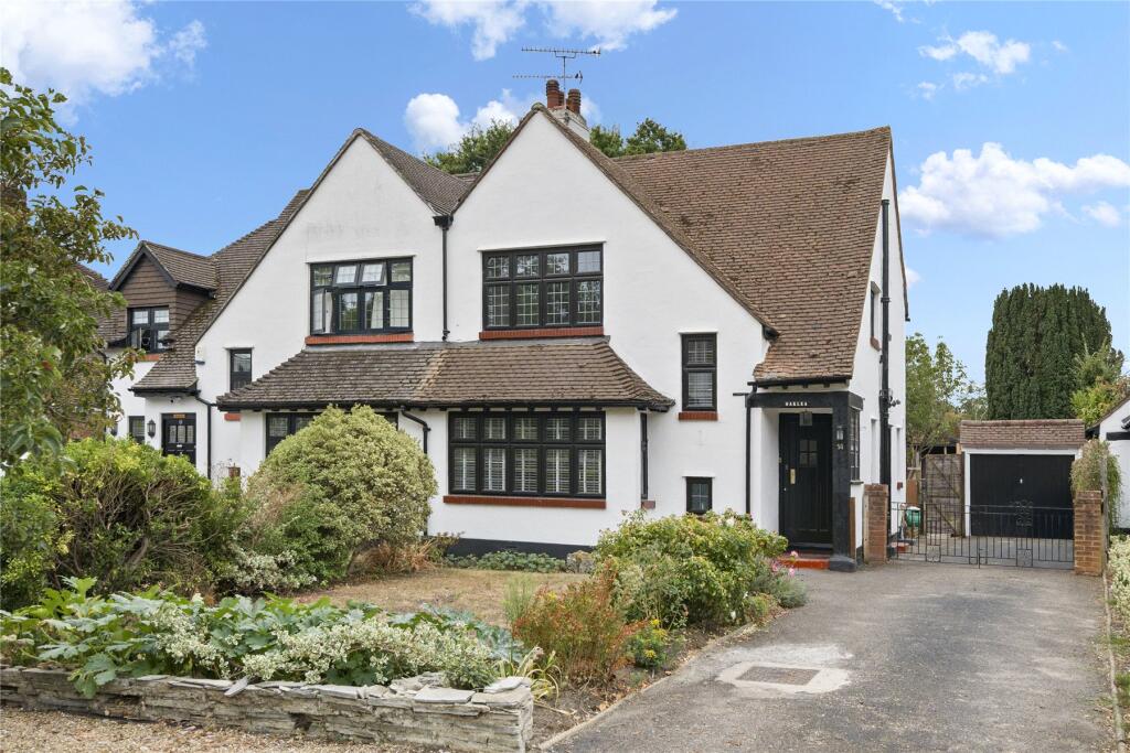 3 bed Semi Detached for rent in Walton-on-Thames. From APW Lettings - Weybridge 3 bed Semi Detached for rent in Walton-on-Thames. From APW Lettings - Weybridge