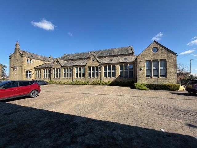 2 bed Apartment for rent in West Scholes. From Bronte Estate Agents - Queensbury 2 bed Apartment for rent in West Scholes. From Bronte Estate Agents - Queensbury