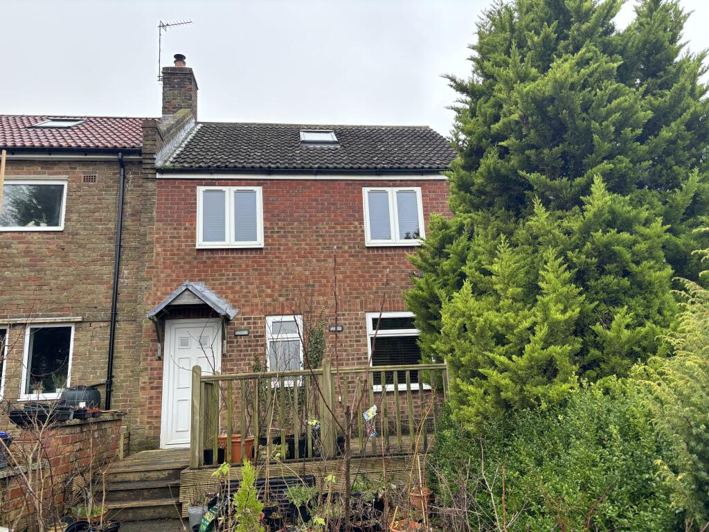 3 bed End of Terrace for rent in Welburn. From Bulmers Letting - Malton 3 bed End of Terrace for rent in Welburn. From Bulmers Letting - Malton