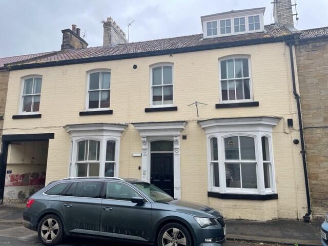 1 bed 1st Floor Flat for rent in Kirkbymoorside. From Bulmers Letting - Malton 1 bed 1st Floor Flat for rent in Kirkbymoorside. From Bulmers Letting - Malton