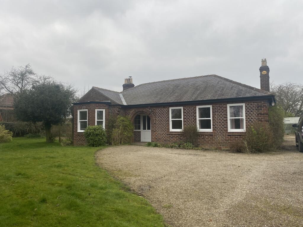 3 bed Detached bungalow for rent in Flaxton. From Bulmers Letting - Malton 3 bed Detached bungalow for rent in Flaxton. From Bulmers Letting - Malton