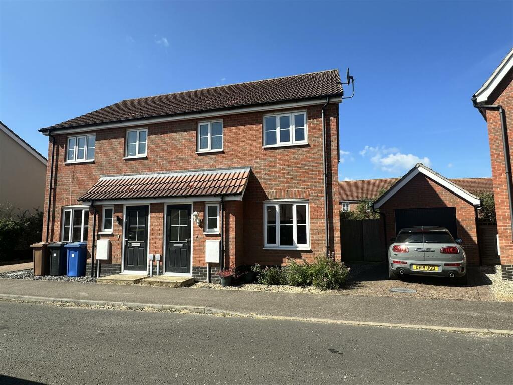 3 bed Semi-Detached House for rent in Sudbury. From Home Sales and Lettings