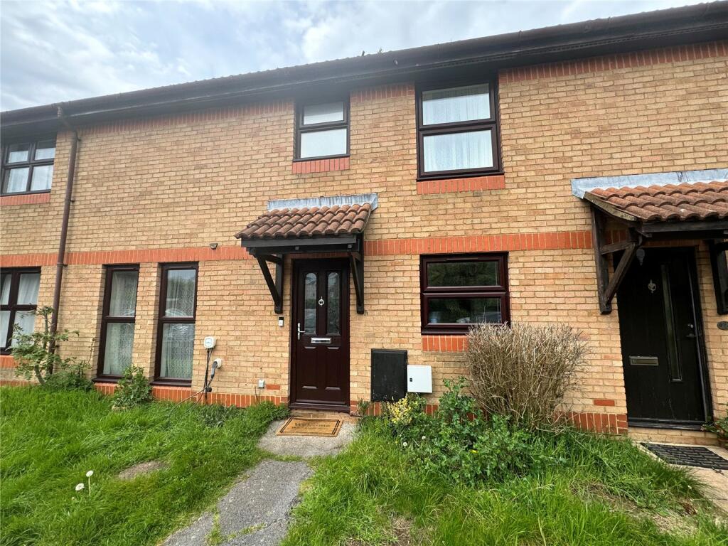2 bed Mid Terraced House for rent in Hadley Wood. From Hunters - Barnet Lettings