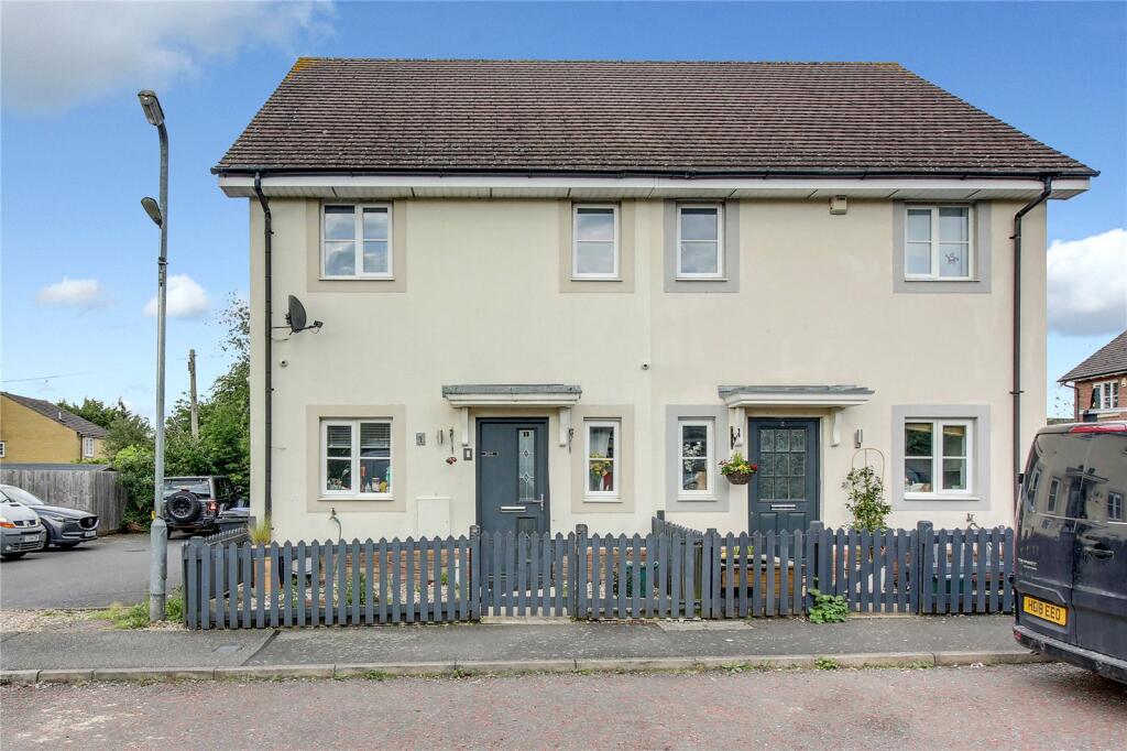 3 bed Semi-Detached House for rent in Hatfield. From Hunters - Barnet Lettings
