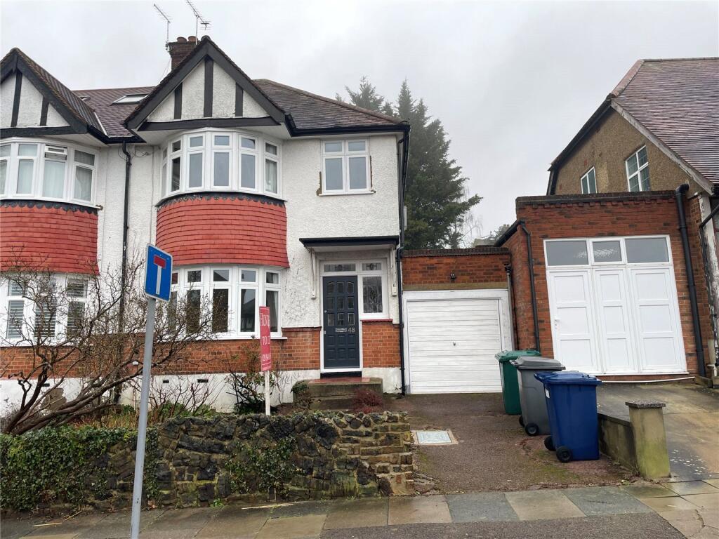 3 bed Semi Detached for rent in Barnet. From Hunters - Barnet