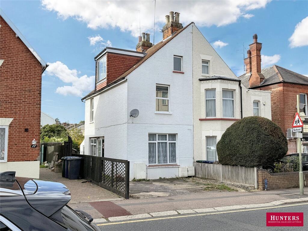 2 bed Semi Detached for rent in Barnet. From Hunters - Barnet 2 bed Semi Detached for rent in Barnet. From Hunters - Barnet