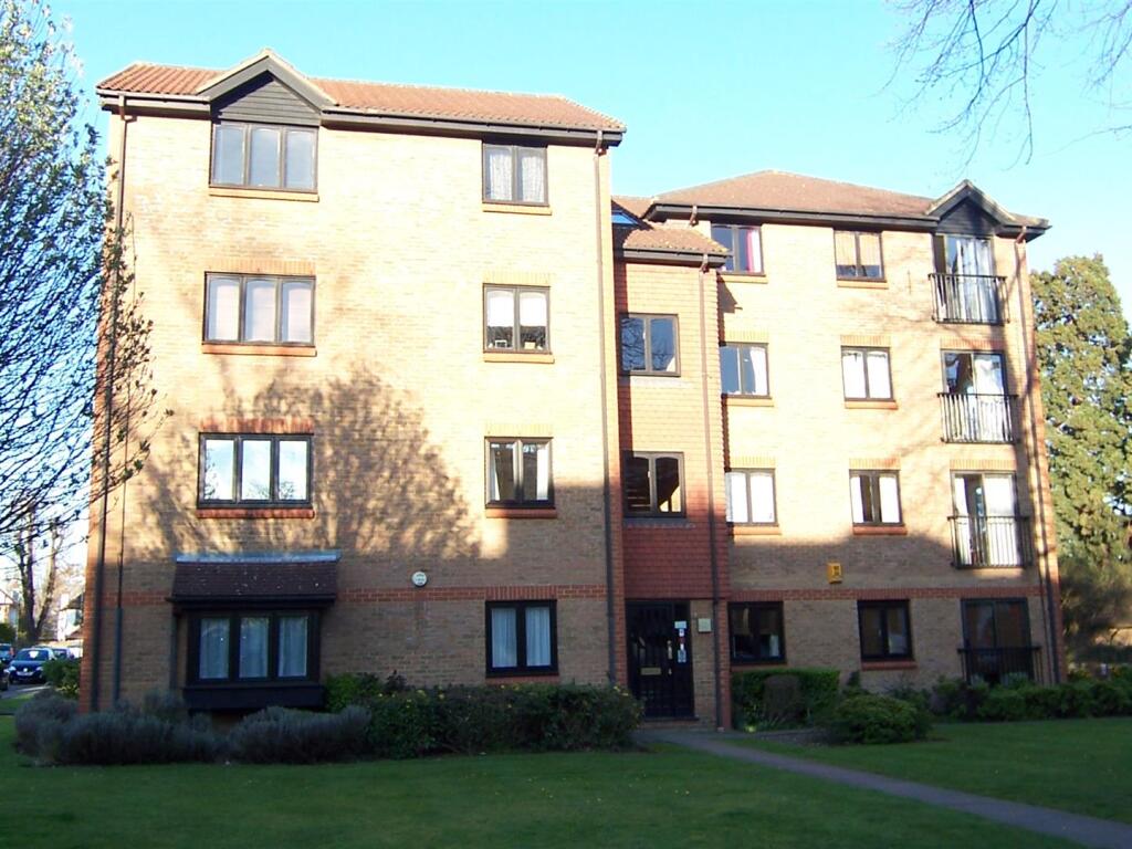 2 bed Apartment for rent in Surbiton. From Keys Residential Ltd