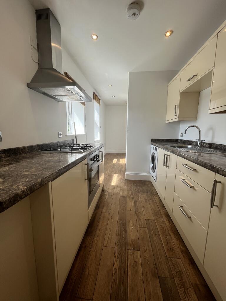 1 bed 1st Floor Flat for rent in Crofts End. From Just Lets - Bristol