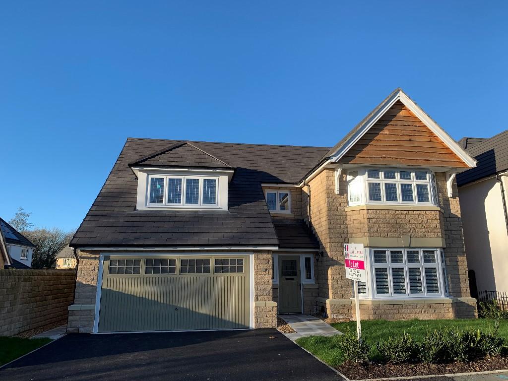 5 bed Detached for rent in Butley Town. From Let Emma - Macclesfield 5 bed Detached for rent in Butley Town. From Let Emma - Macclesfield