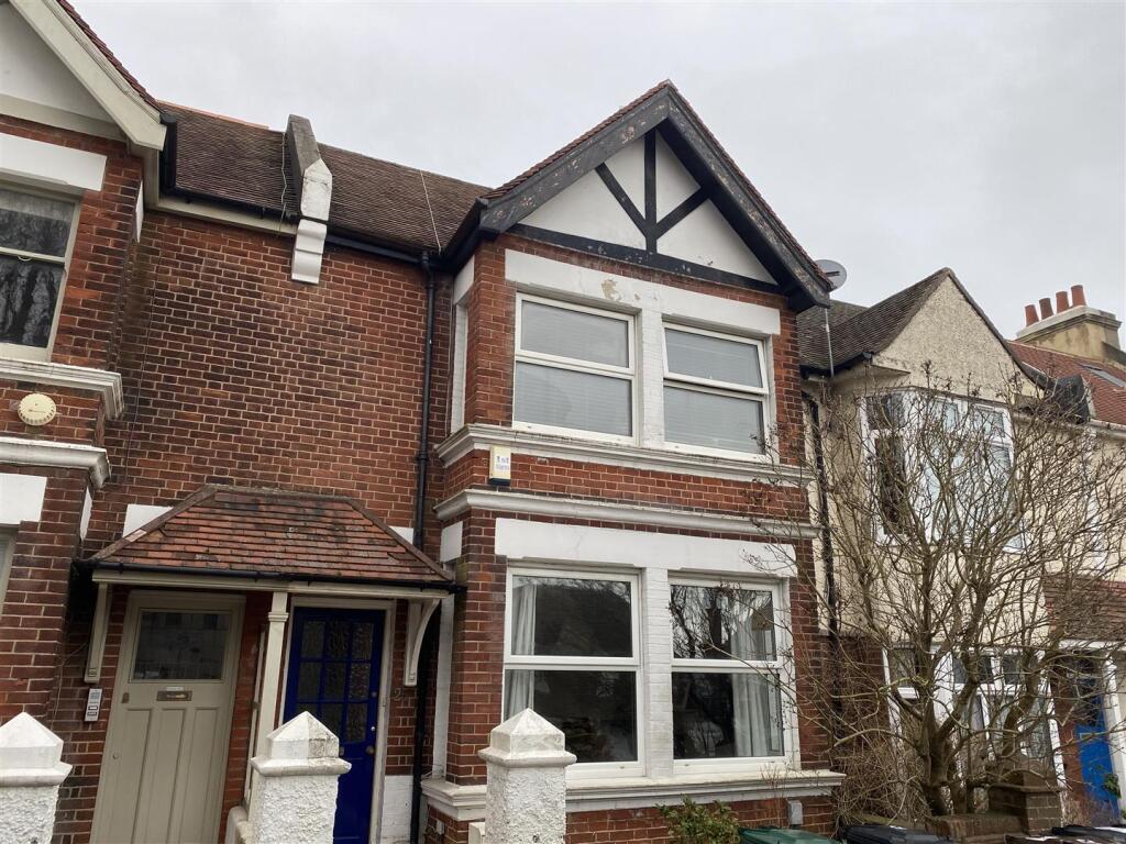 4 bed Mid Terraced House for rent in Brighton and Hove. From Just Lets - Hove 4 bed Mid Terraced House for rent in Brighton and Hove. From Just Lets - Hove