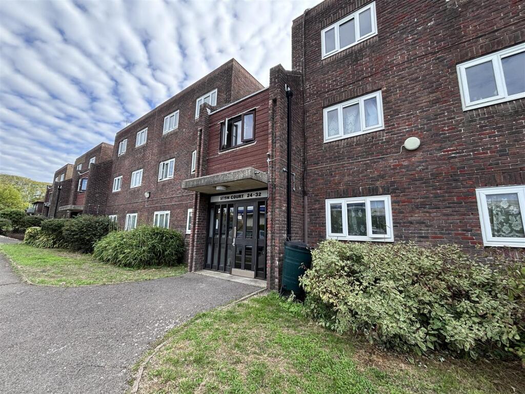 1 bed 1st Floor Flat for rent in Portslade-by-Sea. From Just Lets - Hove