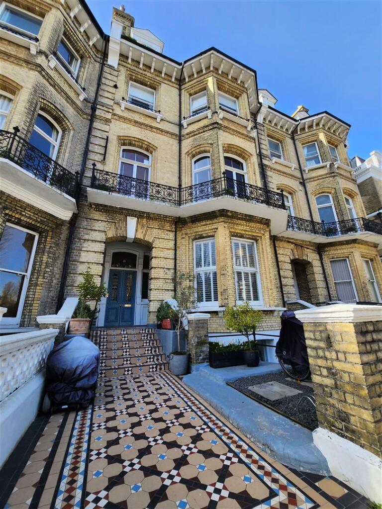 1 bed 1st Floor Flat for rent in Brighton and Hove. From Just Lets - Hove