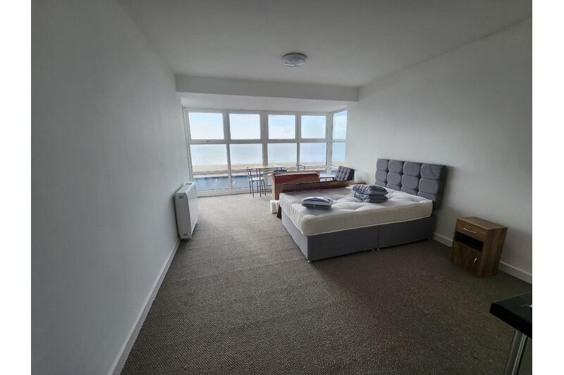 0 bed Studio for rent in Burnham-on-Sea. From Linda Saunders Estate Agents - Bridgwater