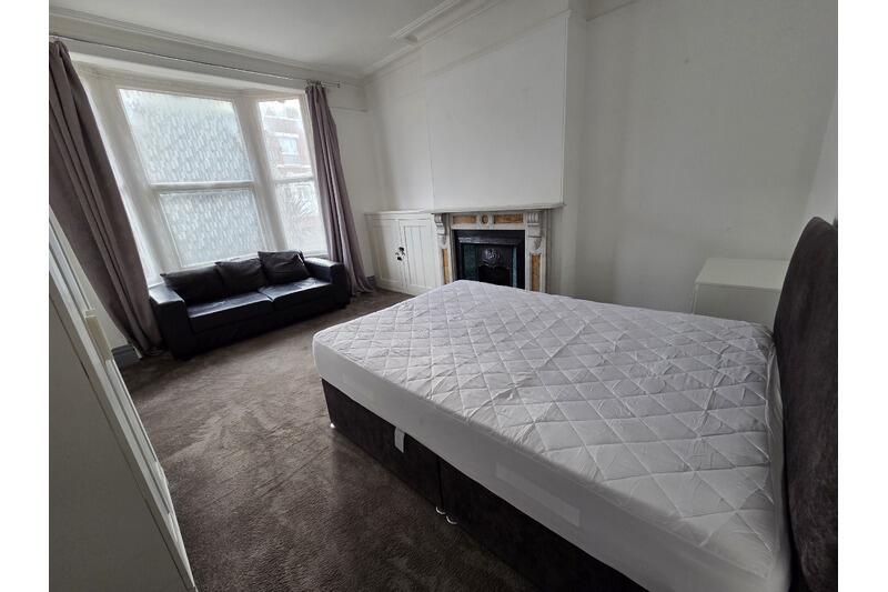 6 bed House Share for rent in Bridgwater. From Linda Saunders Estate Agents - Bridgwater