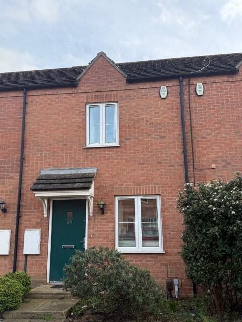 2 bed Mid Terraced House for rent in Grimsby. From Lovelle Estate Agency - Grimsby