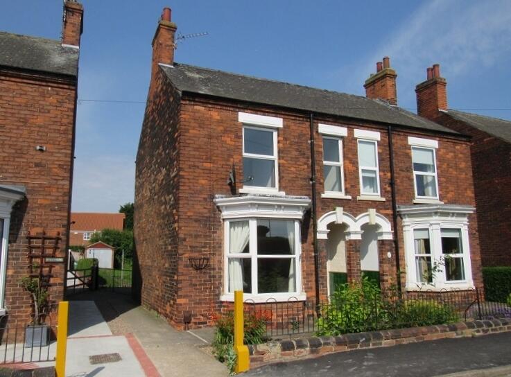 3 bed Semi Detached for rent in Habrough. From Lovelle Estate Agency - Grimsby 3 bed Semi Detached for rent in Habrough. From Lovelle Estate Agency - Grimsby