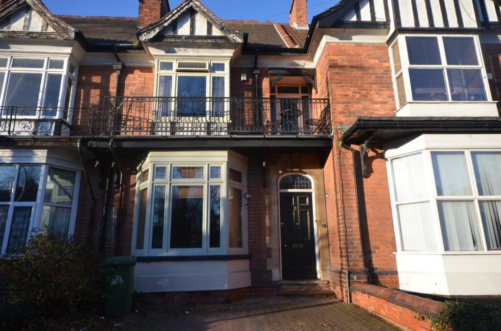 4 bed Town House for rent in Grimsby. From Lovelle Estate Agency - Grimsby