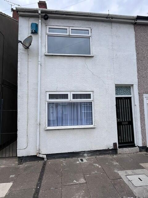 3 bed Mid Terraced House for rent in Grimsby. From Lovelle Estate Agency - Grimsby
