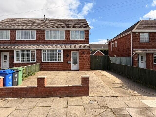 3 bed Semi Detached for rent in Bradley. From Lovelle Estate Agency - Grimsby