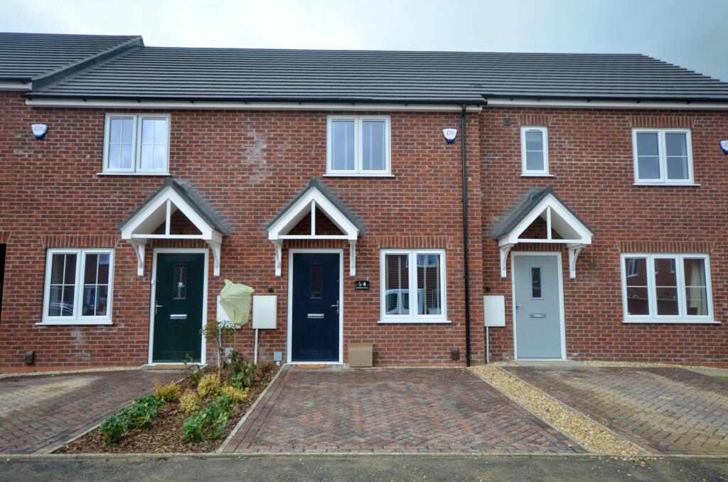 2 bed Mid Terraced House for rent in Louth. From Lovelle Estate Agency - Grimsby 2 bed Mid Terraced House for rent in Louth. From Lovelle Estate Agency - Grimsby