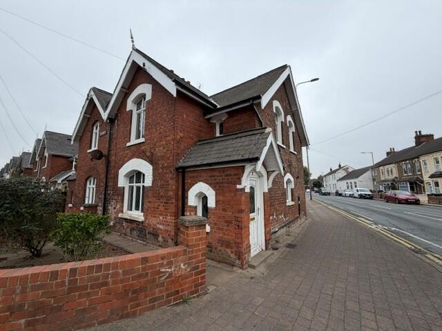 3 bed Semi Detached for rent in Grimsby. From Lovelle Estate Agency - Grimsby 3 bed Semi Detached for rent in Grimsby. From Lovelle Estate Agency - Grimsby
