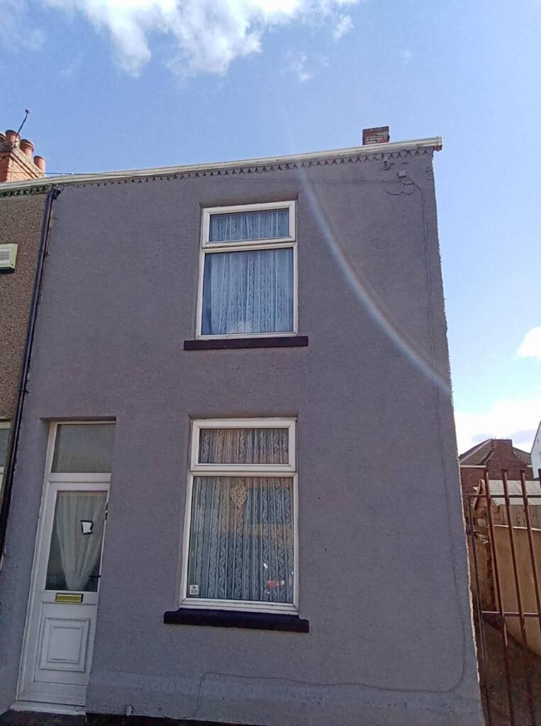 2 bed Mid Terraced House for rent in Grimsby. From Lovelle Estate Agency - Grimsby 2 bed Mid Terraced House for rent in Grimsby. From Lovelle Estate Agency - Grimsby