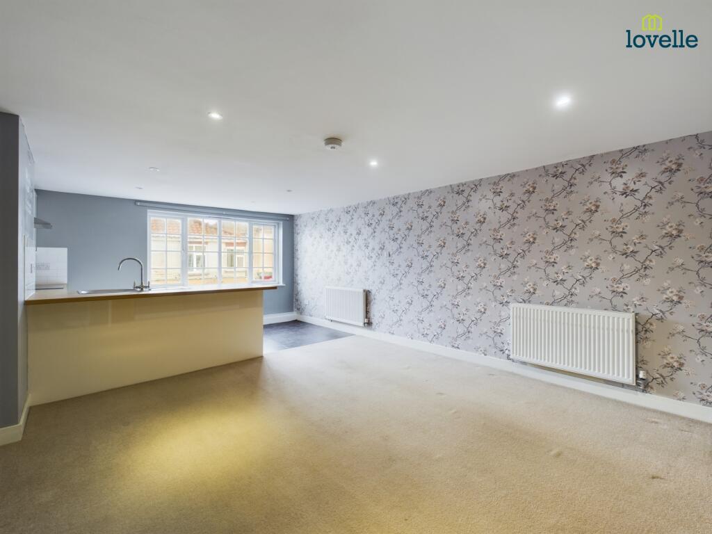 2 bed 1st Floor Flat for rent in Market Rasen. From Lovelle Estate Agency - Market Rasen 2 bed 1st Floor Flat for rent in Market Rasen. From Lovelle Estate Agency - Market Rasen