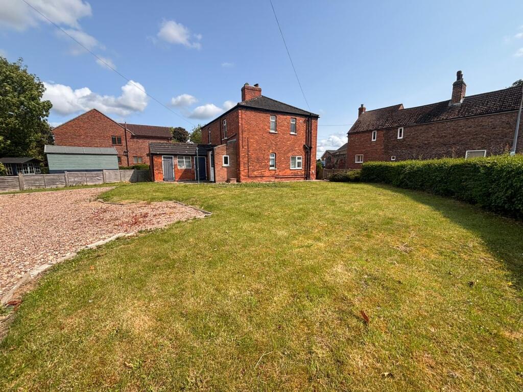 2 bed Semi Detached for rent in Wootton. From Lovelle Estate Agency - Market Rasen