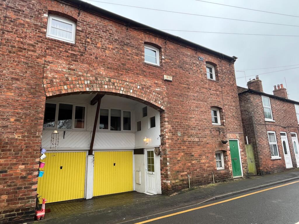 2 bed Mid Terraced House for rent in Market Rasen. From Lovelle Estate Agency - Market Rasen