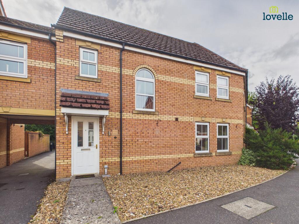 3 bed Semi Detached for rent in Market Rasen. From Lovelle Estate Agency - Market Rasen 3 bed Semi Detached for rent in Market Rasen. From Lovelle Estate Agency - Market Rasen