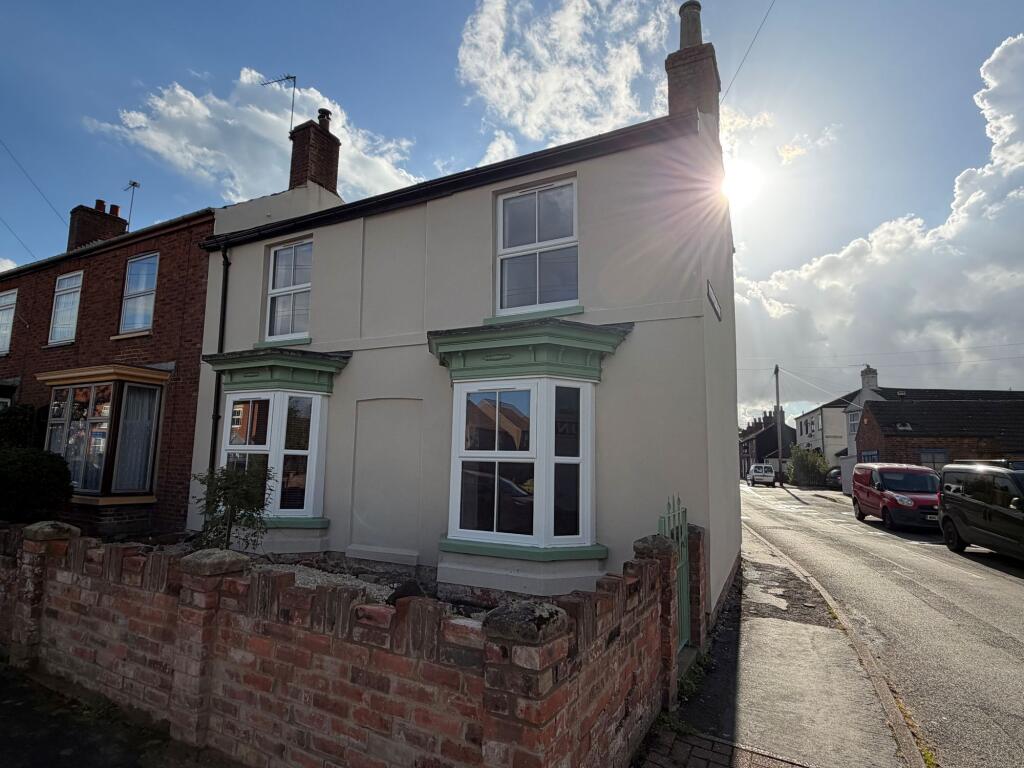 3 bed Mid Terraced House for rent in Market Rasen. From Lovelle Estate Agency - Market Rasen 3 bed Mid Terraced House for rent in Market Rasen. From Lovelle Estate Agency - Market Rasen