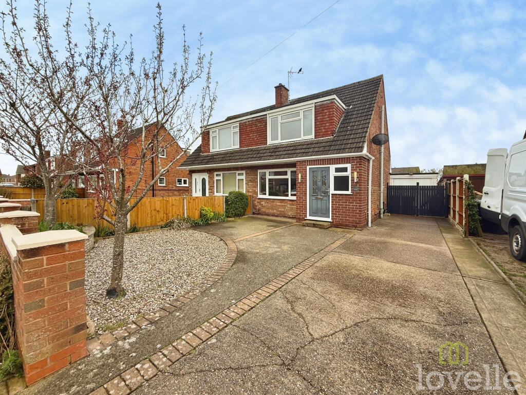 3 bed Semi Detached for rent in North Hykeham. From Lovelle Estate Agency - North Hykeham