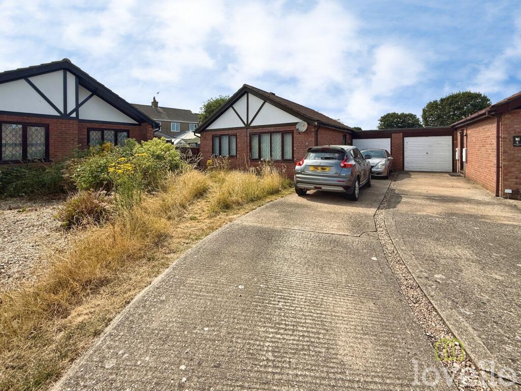 2 bed Detached bungalow for rent in North Hykeham. From Lovelle Estate Agency - North Hykeham