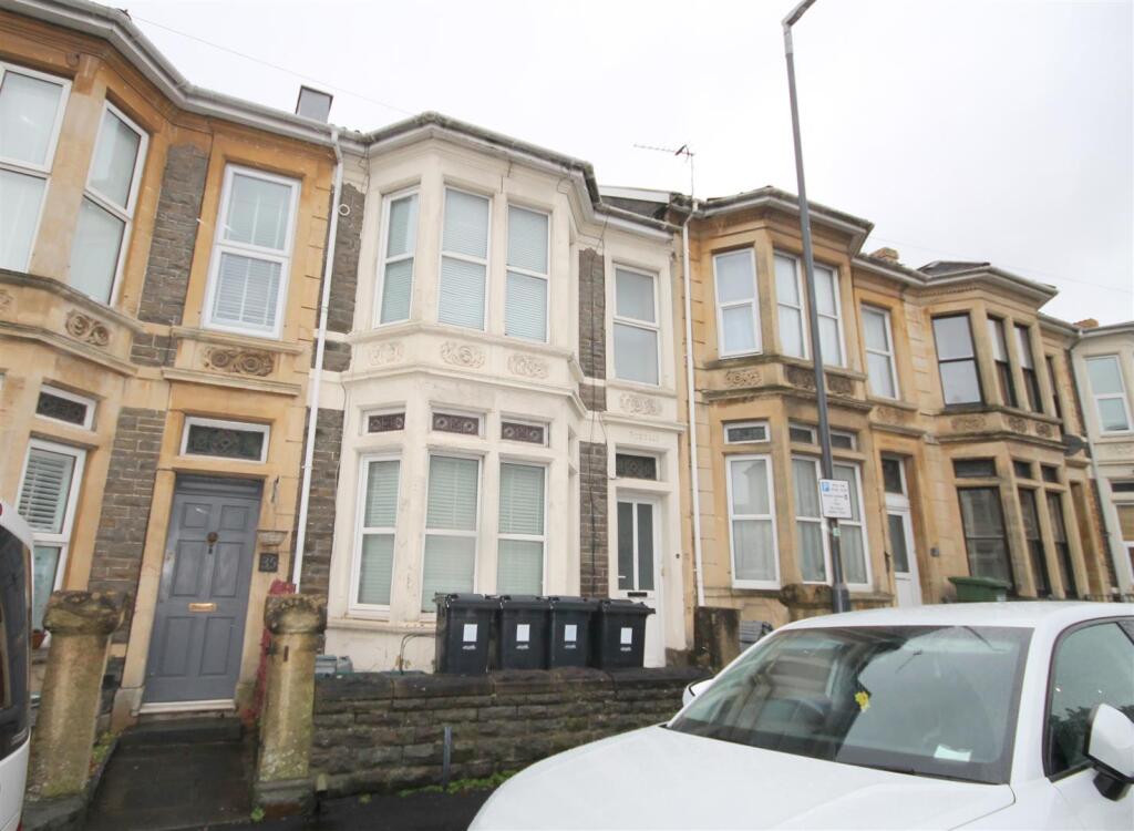 1 bed House Share for rent in Two Mile Hill. From M Coleman Estate Agents - Downend