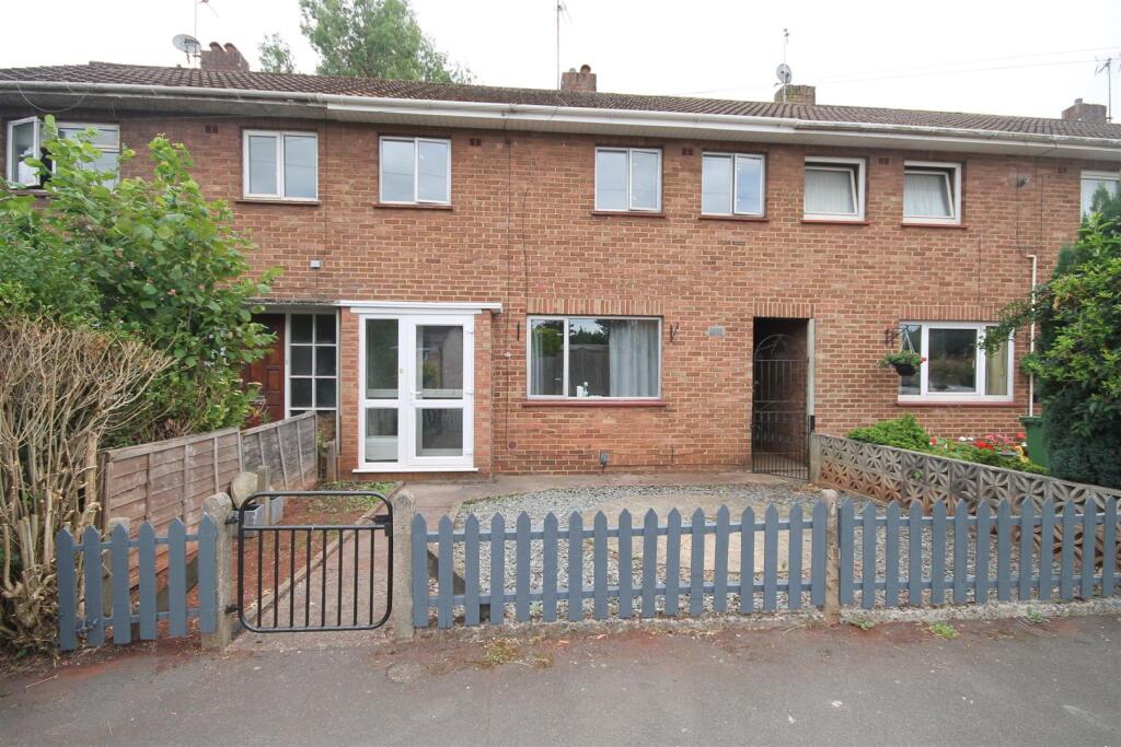 3 bed Detached for rent in Frenchay. From M Coleman Estate Agents - Downend