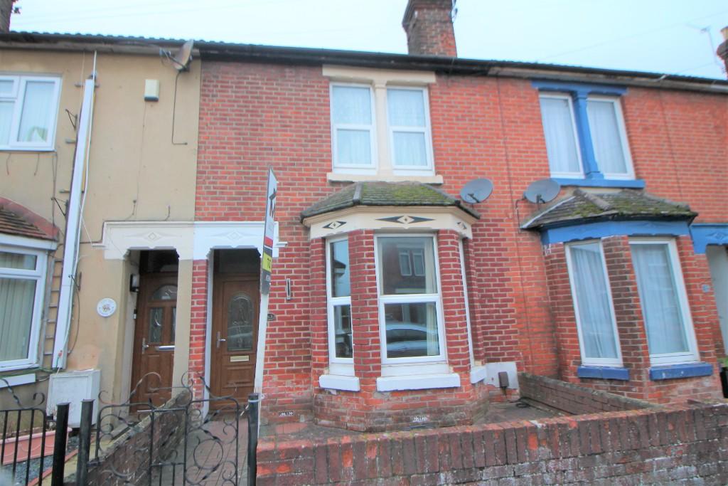 3 bed Mid Terraced House for rent in Eastleigh. From M.M Lettings - Hythe
