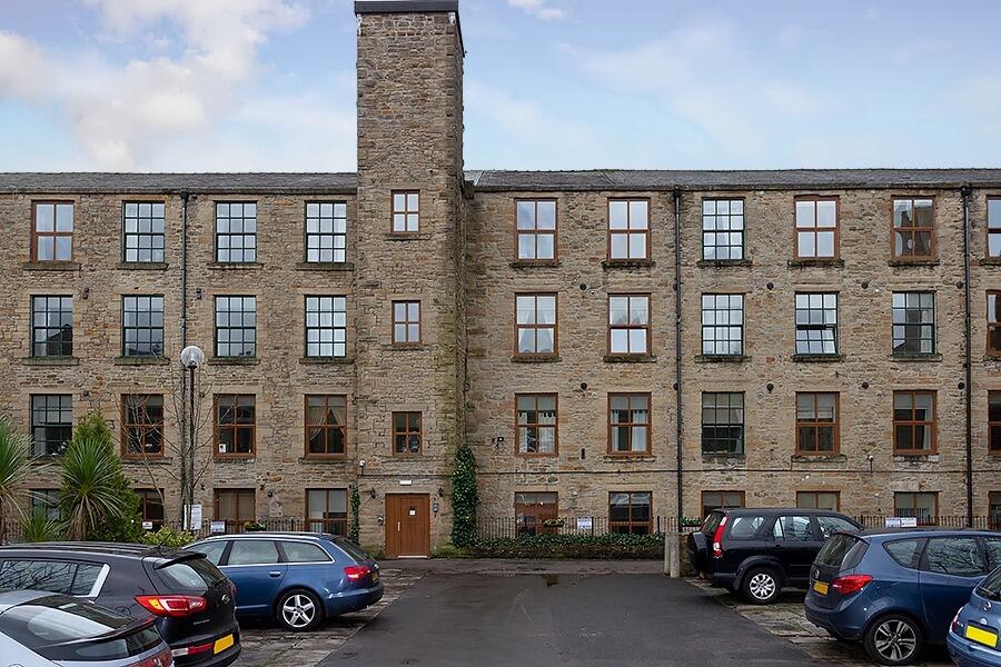 1 bed Apartment for rent in Simonstone. From Pendle Hill Properties - Read
