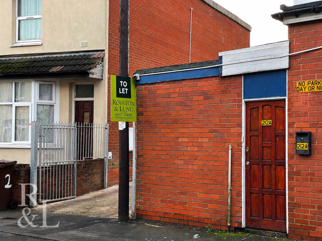 1 bed 1st Floor Flat for rent in Wolverhampton. From Royston and Lund - Wolverhampton 1 bed 1st Floor Flat for rent in Wolverhampton. From Royston and Lund - Wolverhampton