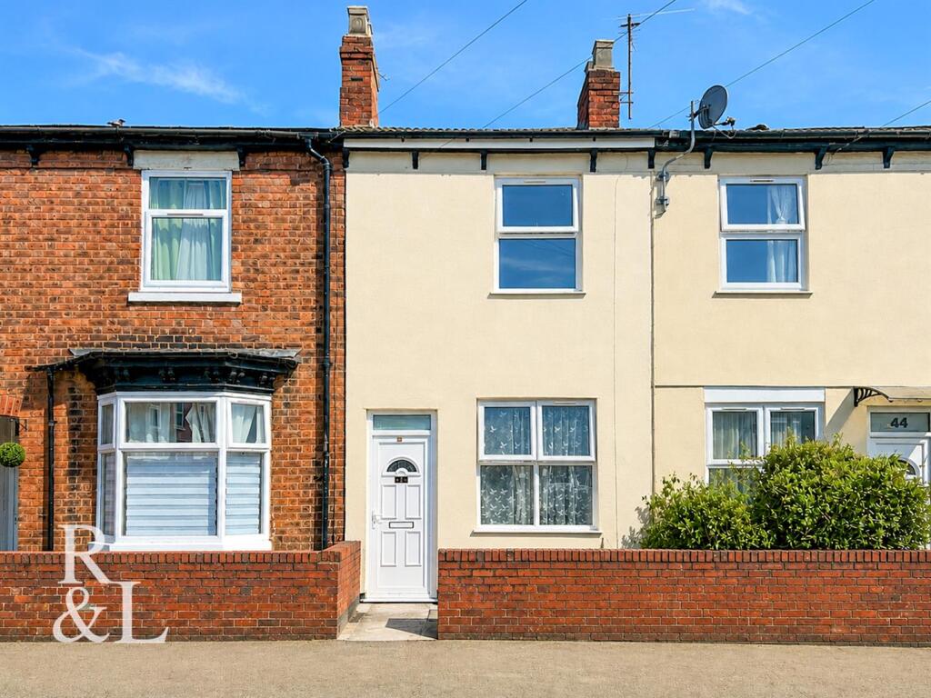 2 bed Mid Terraced House for rent in Wolverhampton. From Royston and Lund - Wolverhampton