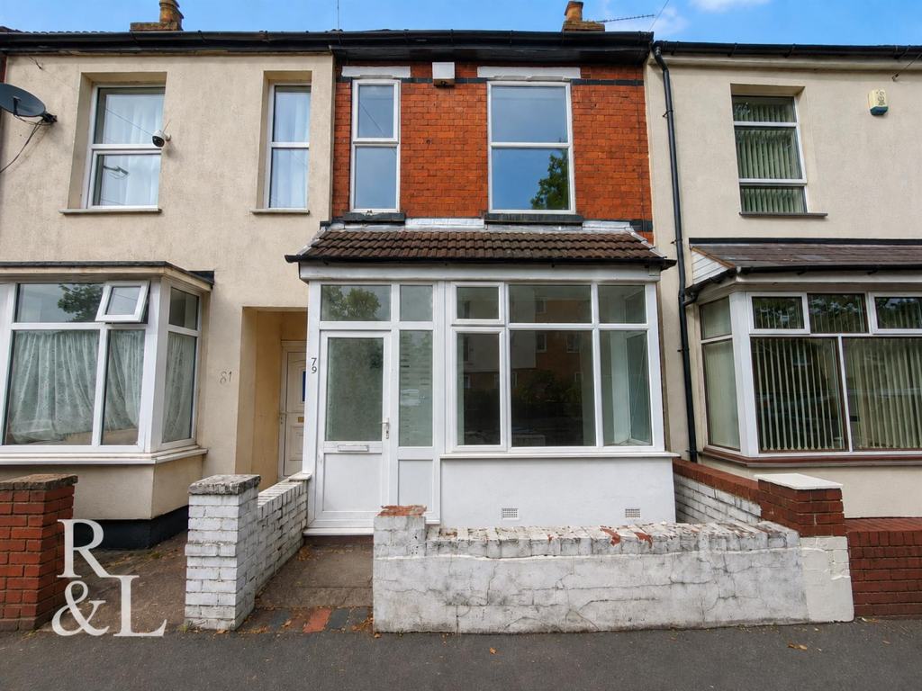 3 bed Mid Terraced House for rent in Bilston. From Royston and Lund - Wolverhampton