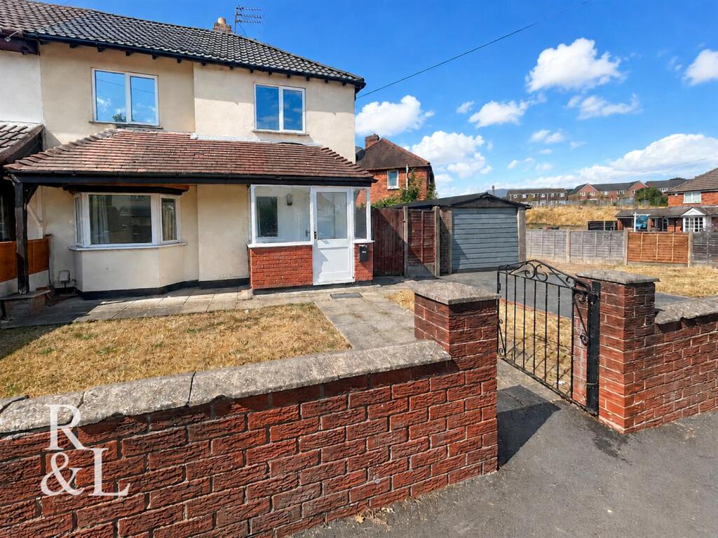 3 bed Semi Detached for rent in Wolverhampton. From Royston and Lund - Wolverhampton