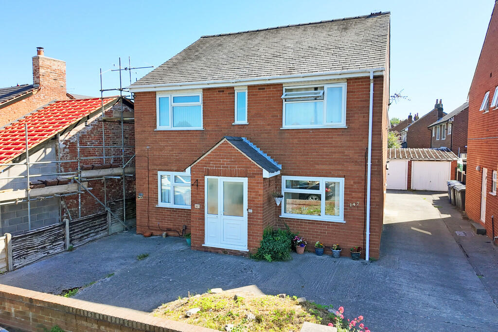 4 bed Studio for rent in Kingsfold. From Roberts & Co Estate Agents - Preston & South Ribble 4 bed Studio for rent in Kingsfold. From Roberts & Co Estate Agents - Preston & South Ribble