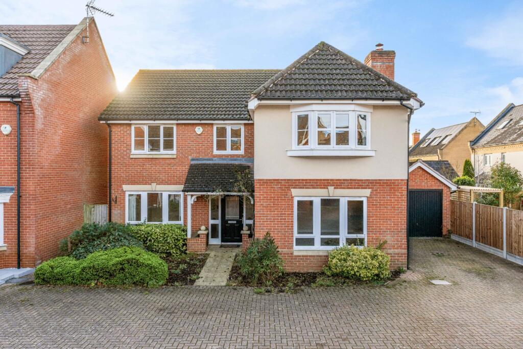 4 bed Detached for rent in Little Canfield. From Russell Property - Bishop's Stortford