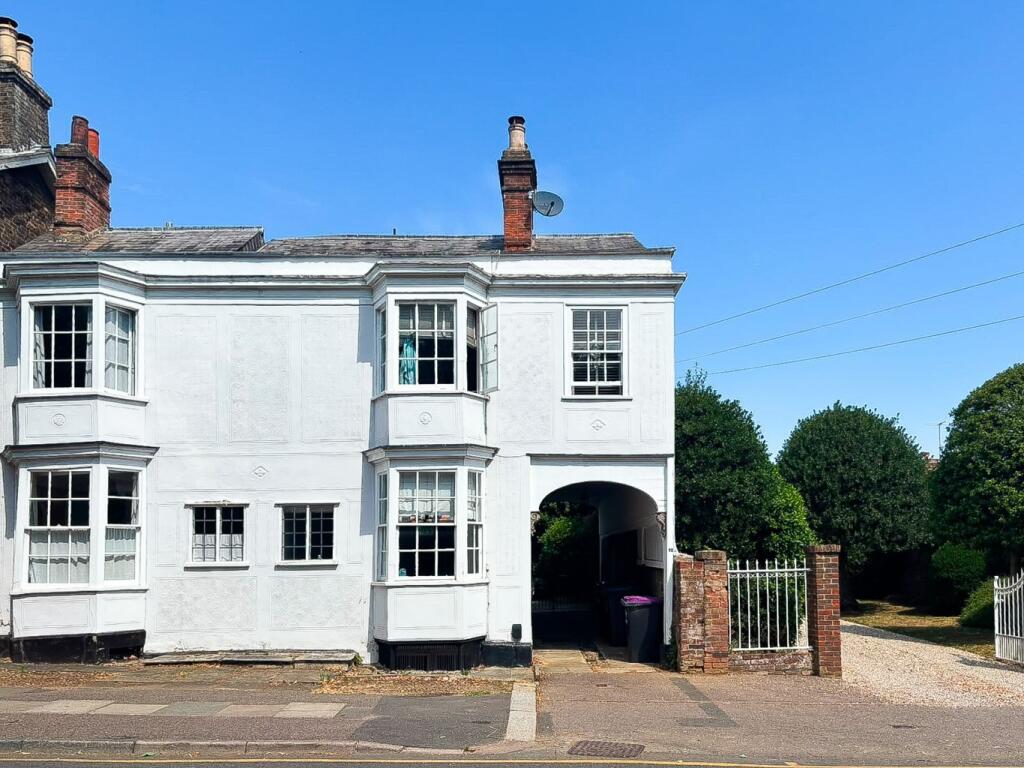 3 bed Semi Detached for rent in Bishop's Stortford. From Russell Property - Bishop's Stortford