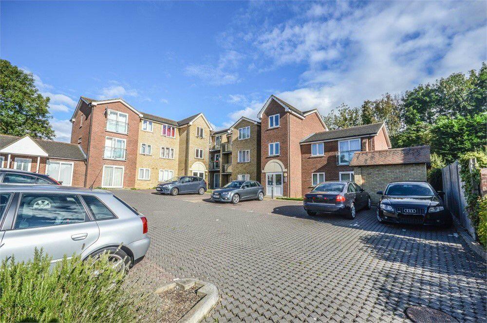 1 bed Apartment for rent in Bishop's Stortford. From Russell Property - Bishop's Stortford