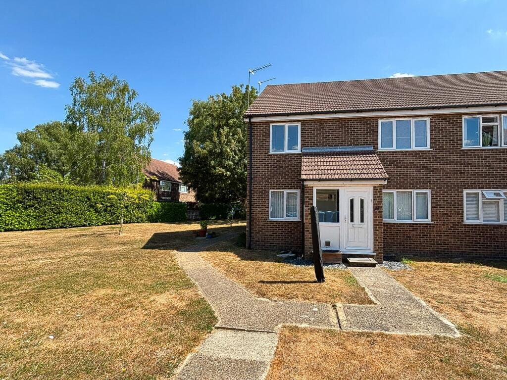 2 bed Annexe for rent in Thorley Street. From Russell Property - Bishop's Stortford 2 bed Annexe for rent in Thorley Street. From Russell Property - Bishop's Stortford
