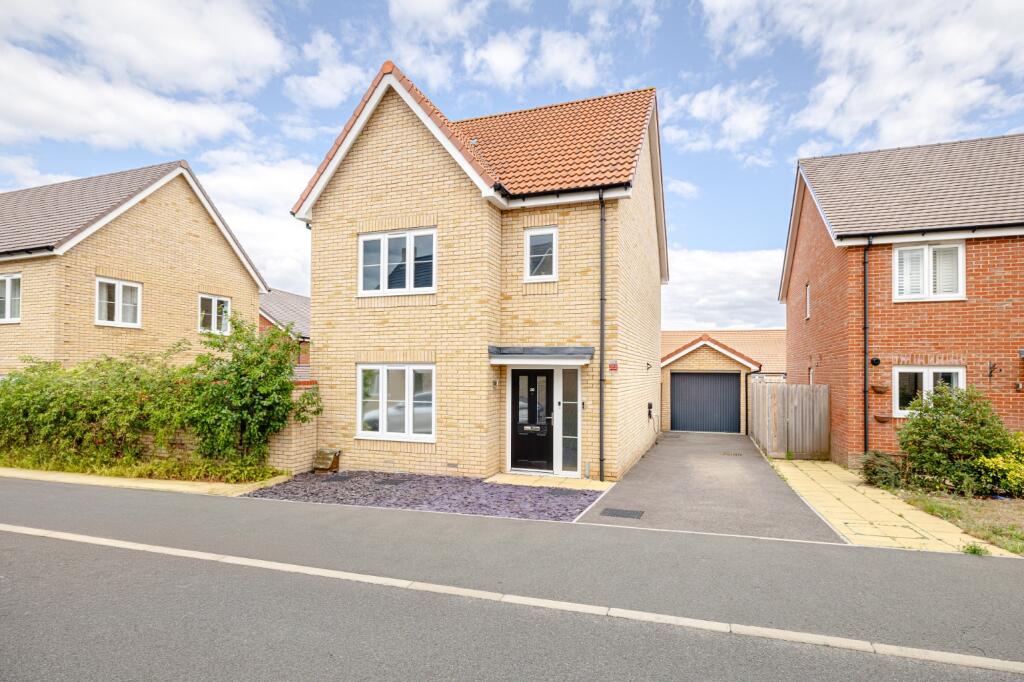 3 bed Detached for rent in Bishop's Stortford. From Russell Property - Bishop's Stortford 3 bed Detached for rent in Bishop's Stortford. From Russell Property - Bishop's Stortford