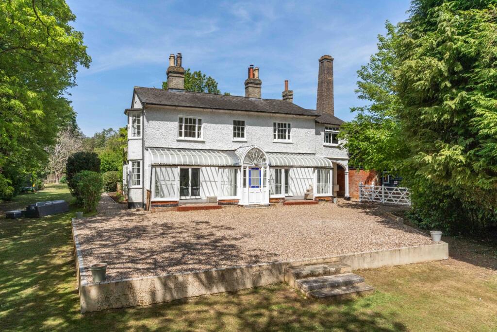 6 bed Detached for rent in Standon. From Russell Property - Bishop's Stortford