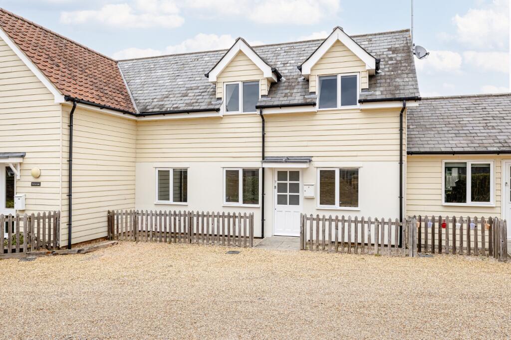 3 bed Mid Terraced House for rent in Thorley Street. From Russell Property - Bishop's Stortford 3 bed Mid Terraced House for rent in Thorley Street. From Russell Property - Bishop's Stortford