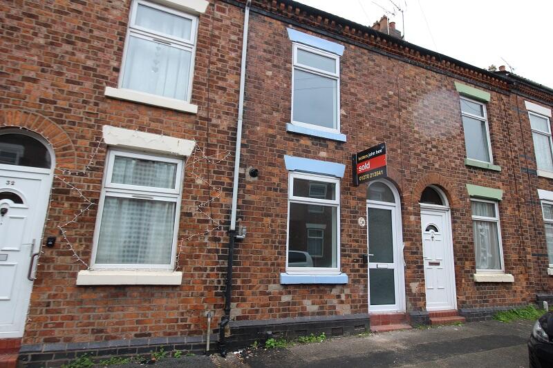 2 bed Mid Terraced House for rent in Coppenhall Moss. From Bespoke Lettings